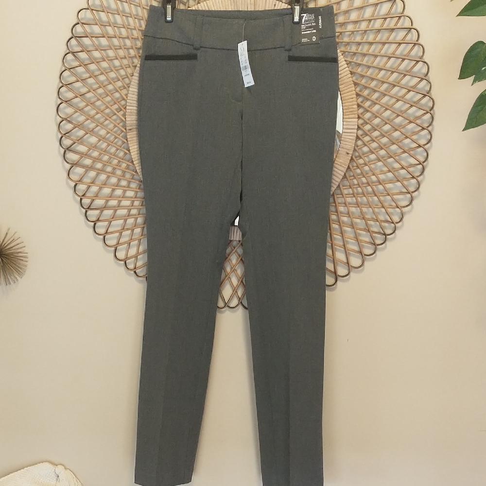 NWT! New York And Co. Grey Trousers Straight Leg Size 0